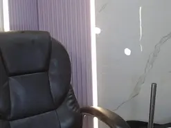 Amateur Sex Cam of MilaLeon