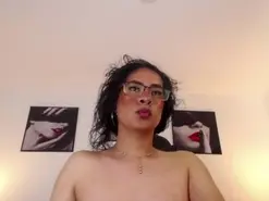 Amateur Nude Webcam of Sara_W