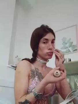 Cam4 Nude Webcam of carolvxxx
