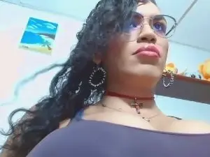 Cam4 Free Porn Cam of angybigtits