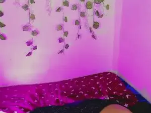 Cam4 Private Sex Chat of isa_queeen_ts