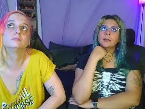 Cam4 Best live sex cam show of AlaniandLea