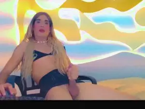 Cam4 Free Live Porn of MaiteCandyxx
