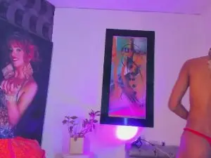 Cam4 Best live sex cam show of Ciara_Hot_Ts