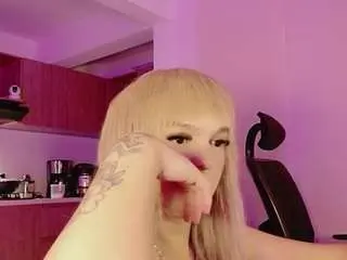 Camsoda Sex Cam of kendallcurkovaa