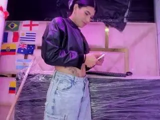 Camsoda Live Sex Cam of allison69ts
