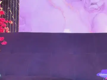 Chaturbate Nude Webcam of hanna_evanns_