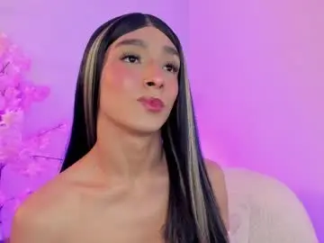 Chaturbate Free Live Porn of dara_petite_