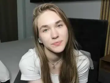 Chaturbate Live Sex Cam of sandiravitz