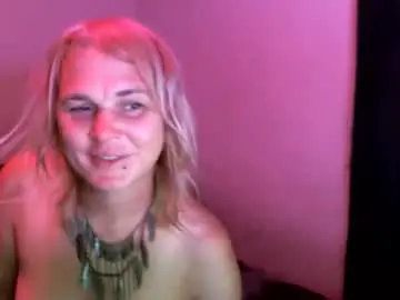Chaturbate Best live sex cam show of ohellesbells