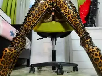 Chaturbate Adult Video Chat of mistresstiffany69