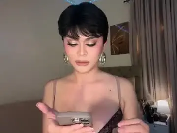 Chaturbate Free Live Porn of erotictsmonica