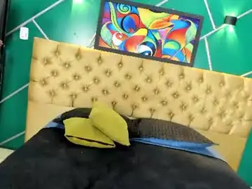 Chaturbate Best live sex cam show of liiaa_sweett_