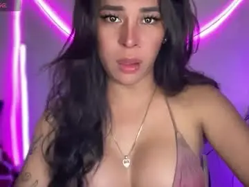 Chaturbate Nude Webcam of bigcockamanda23