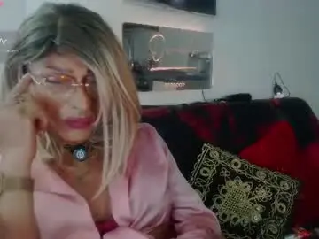 Chaturbate Live Sex Cam of ladyoxana