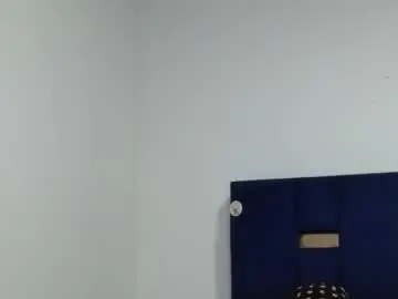 Chaturbate Sex Chat of lolabloomx