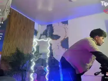 Chaturbate Best live sex cam show of nevolo_tay