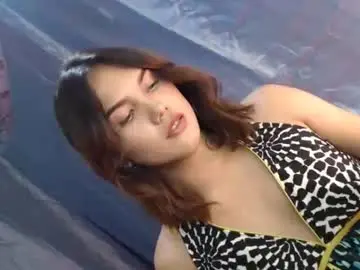Chaturbate Sex Cam of iam_emcy