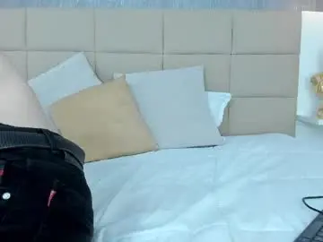 Chaturbate Live Sex Cam of hecate1_