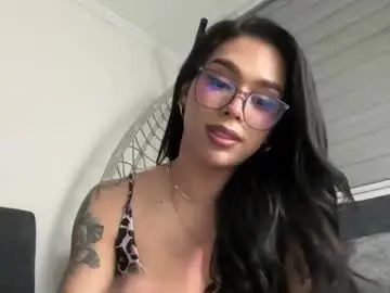 Chaturbate Watch Live Sex Cams of samanthabernardo_