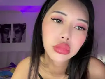 Chaturbate Live Sex Cam of whoss_sofia