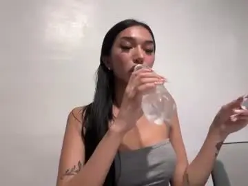 Chaturbate Nude Webcam of louiseelizabeth