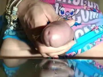 Chaturbate Live Sex Cam of hot_bitch_x