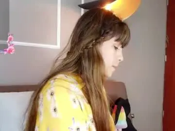 Chaturbate Live Sex Cam of bloom_apple