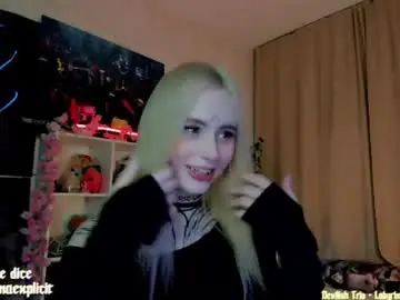 Chaturbate Watch Live Sex Cams of snake_bites