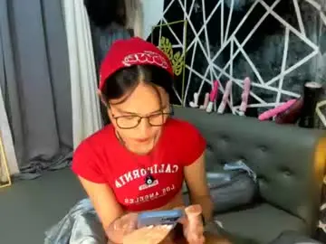 Chaturbate Watch Live Sex Cams of transbigcockselfsucker