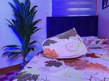 Chaturbate Live Sex Cam of auralis_lux