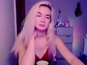 Chaturbate Adult Video Chat of carinfox