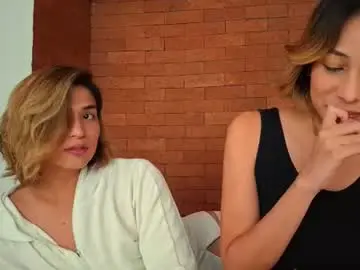 Chaturbate Watch Live Sex Cams of skyamber8v2