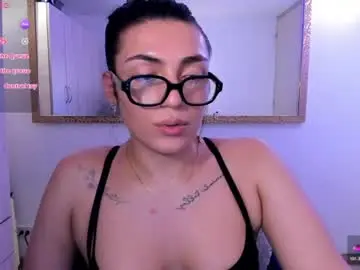 Chaturbate Live Sex of _ericavanderhill_