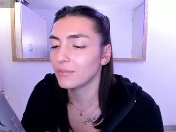 Chaturbate Free Porn Cam of _ericavanderhill_