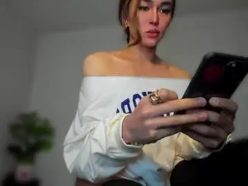 Chaturbate Live Sex Cam of transnextdoor_