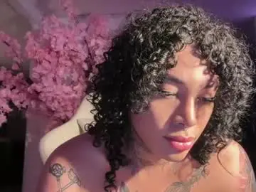 Chaturbate Watch Live Sex Cams of katy_monrroy