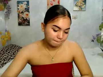 Chaturbate Live Porn of urasian_kat