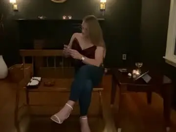 Chaturbate Free Porn Cam of urfemmeaddiction