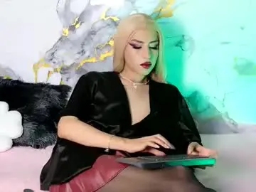 Chaturbate Watch Live Sex Cams of briana_white