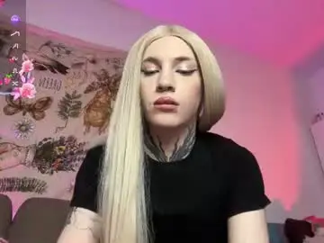 Chaturbate Live Sex Cam of chloevesper