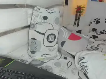 Chaturbate Adult Webcam of yinaross