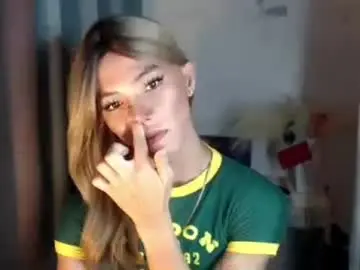 Chaturbate Watch Live Sex Cams of urasianfairypirncessxx