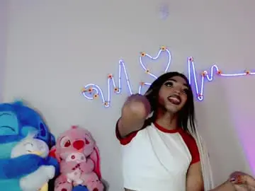 Chaturbate Live Sex Cam of violeta_r_01
