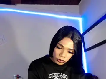 Chaturbate Nude Webcam of violeta_r_01