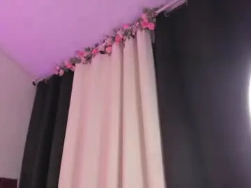 Chaturbate Free Porn Cam of emmaclark_1