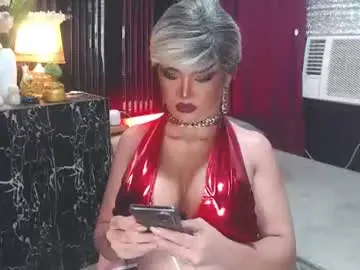 Chaturbate Best live sex cam show of hugecockchristine