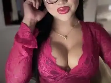 Chaturbate Live Sex Cam of foxyluscious