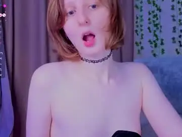 Chaturbate Live Sex Cam of c0ralynx