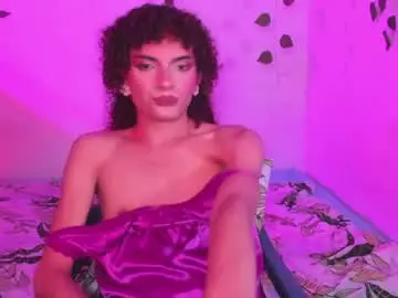 Chaturbate Watch Live Sex Cams of lucianromeo17